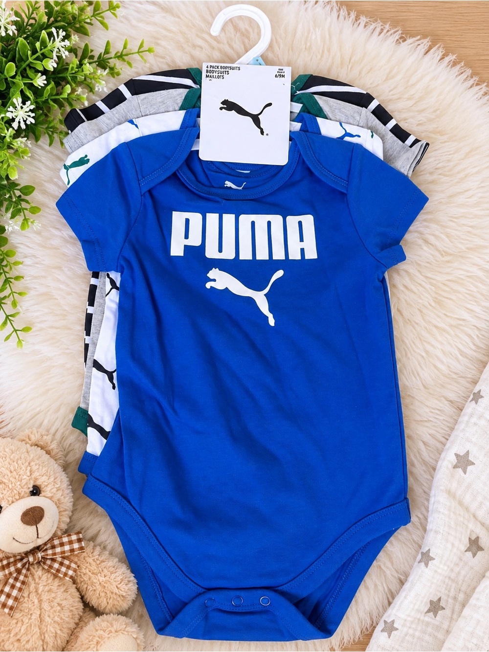 Puma Blue Logo Infant One-Piece Bodysuit 4 PACK/PAQUET DE 4
BODYSUITS/MAILLOT